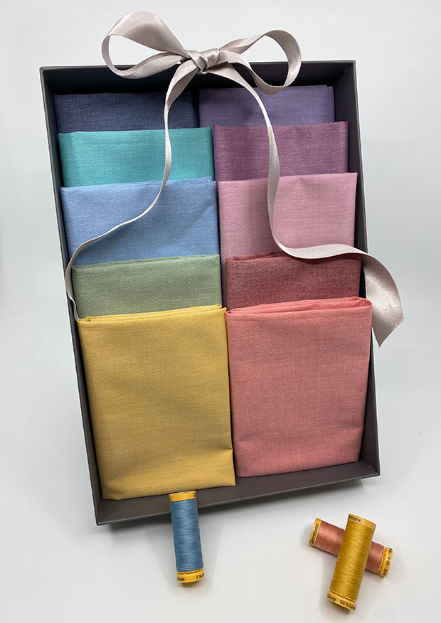 Gift Hamper - Tilda Chambray 10 x Fat 1/4 Pack & 3 Matching Threads
