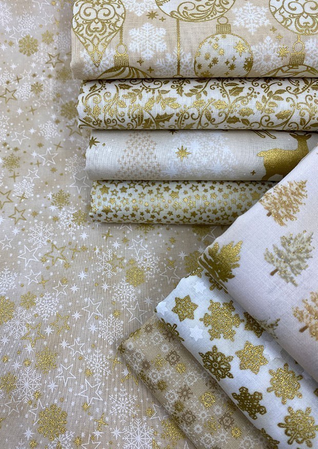 Robert Kaufman - Holiday Charms 8 x Half Metre Pack Cream