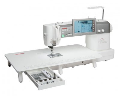 Janome Sewing Machine - Continental M7